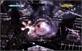 Po kilku atakach potwór otworzy swoją paszczę, w której znajduje się newralgiczny punkt [1] - - Część 8 - Do rdzenia (3) - Opis przejścia - Transformers: Wojna o Cybertron - poradnik do gry