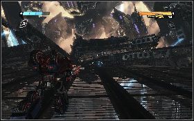 Kiedy prawy bok Trypticona ulegnie awarii, skieruj się do drugiego panelu, który również znajduje się na platformie - - Część 10 - Jeden przetrwa... - Opis przejścia - Transformers: Wojna o Cybertron - poradnik do gry