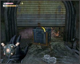 Możemy teraz wysłuchać porzuconego nagrania [1], a następnie przy pomocy skrzyni poszerzyć szczelinę w bramie [2] - - Tunele (2) | Opis przejścia Singularity - Singularity - poradnik do gry