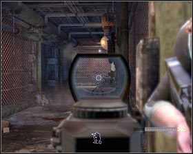 Po wysłuchaniu tego co ma do powiedzenia [1], zabijamy stojącego na korytarzu Rosjanina [2] i podnosimy leżącą obok niego broń - - Magazyny II (1) | Opis przejścia Singularity - Singularity - poradnik do gry