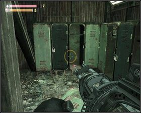 Zabieramy wszystkie potrzebne przedmiot, a następnie wbiegamy schodami na górę [1] - - Strażnica (2) | Opis przejścia Singularity - Singularity - poradnik do gry