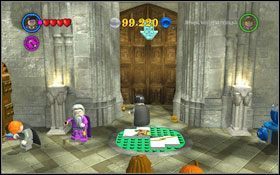 Udaj się dalej za Prawie Bezgłowym Nickiem - Hogwart #1 | Opis przejścia - Rok 1 | LEGO Harry Potter Lata 1-4 - LEGO Harry Potter Lata 1-4 - poradnik do gry