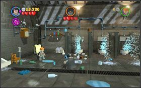 Jęcząca Marta zacznie rzucać w Twoją stronę różnymi przedmiotami, chowając się w jednej z kabin #1 - Dziennik Toma Riddlea | Opis przejścia - Rok 2 | LEGO Harry Potter Lata 1-4 - LEGO Harry Potter Lata 1-4 - poradnik do gry