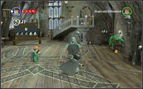 Ostatnią skrzynię znajdziesz na oknie po lewej, odpędź diabelskie sidła (LS ), i rozbrój skrzynię (RD ) #1 - Zamek Hogwart #8 | Opis przejścia - Rok 3 | LEGO Harry Potter Lata 1-4 - LEGO Harry Potter Lata 1-4 - poradnik do gry