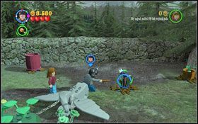 Podejdź do szafy po lewej stronie ogrodu gdzie ubierzesz nauszniki - Pocałunek Dementora | Opis przejścia - Rok 3 | LEGO Harry Potter Lata 1-4 - LEGO Harry Potter Lata 1-4 - poradnik do gry