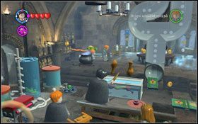 Rozpoczynasz w sali wejściowa (M1 - Zamek Hogwart #11 | Opis przejścia - Rok 4 | LEGO Harry Potter Lata 1-4 - LEGO Harry Potter Lata 1-4 - poradnik do gry