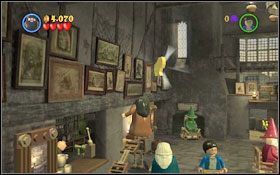 Gryffindor (czerwony): Użyj zaklęcia (WL ) na dwóch świecach #1 , następnie ponownie (WL ) na stercie klocków aby utworzyć obrazy - Początek magii | Bonusy - Rok 1 | LEGO Harry Potter Lata 1-4 - LEGO Harry Potter Lata 1-4 - poradnik do gry