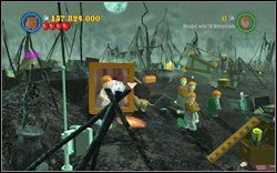 Revenclaw (niebieski): Po naprawieniu samochodu udaj się na dół - znajdziesz stertę srebrnych skrzyń - Puchar świata w quidditchu | Bonusy - Rok 4 | LEGO Harry Potter Lata 1-4 - LEGO Harry Potter Lata 1-4 - poradnik do gry