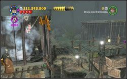 Revenclaw (niebieski): Tuż obok klatki niebieskiego smoka znajdziesz kościotrupa - użyj na nim (DM ) - Smoki | Bonusy - Rok 4 | LEGO Harry Potter Lata 1-4 - LEGO Harry Potter Lata 1-4 - poradnik do gry