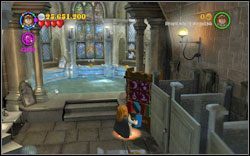 Revenclaw (niebieski): Po zejściu na dół, po prawej stornie znajdziesz szafkę - użyj postaci z książką - Tajemnica jaja | Bonusy - Rok 4 | LEGO Harry Potter Lata 1-4 - LEGO Harry Potter Lata 1-4 - poradnik do gry