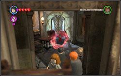 Profesor Dumbledore: Przejdź za biurkiem do pokoiku i użyj na skrzyni zaklęcia (DM ) - 10. Gabinet Dubledorea | Bonusy - Hogwart | LEGO Harry Potter Lata 1-4 - LEGO Harry Potter Lata 1-4 - poradnik do gry