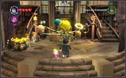 Profesor Dombledore (szary): Po sporządzeniu eliksiru siły idź na górę i pociągnij za łańcuch - 10. Gabinet Dubledorea | Bonusy - Hogwart | LEGO Harry Potter Lata 1-4 - LEGO Harry Potter Lata 1-4 - poradnik do gry