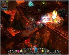 Zanim więc zaczniemy atakować bossa, w pierwszej kolejności pozbywamy się wszystkich jego pomocników - - Więzienie na lawie - poziomy 21-24 | Opis przejścia Torchlight - Torchlight - poradnik do gry