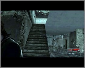 Gdy wszyscy przeciwnicy zginą, idziemy do budynku po drugiej stronie, gdzie czekają na nas następni wrogowie [1] - Rozdział 2 - Szczegóły (2) - Opis przejścia - Kane & Lynch 2: Dog Days - poradnik do gry