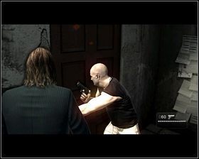 Po rozpoczęciu etapu biegniemy cały czas prosto, za naszym nowym łysym pomocnikiem [1] - Rozdział 3 - Krew, pot i łzy (1) - Opis przejścia - Kane & Lynch 2: Dog Days - poradnik do gry