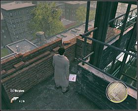 Ostatni trzeci przeciwnik rozstawił się po prawej stronie, w pobliżu klatki schodowej - Rozdział 14 - Schody do nieba (3) | Opis przejścia Mafia II - Mafia II - poradnik do gry