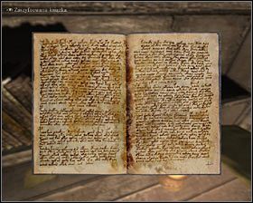 Pojawi się zbliżenie pudełka z książką, które otwórz, klikając na jego ozdobny wierzch, i wyjmij książkę ze środka - D2 - Początek śledztwa (2) | Opis przejścia Darkness Within 2 The Dark Lineage - Darkness Within 2: The Dark Lineage - poradnik do gry