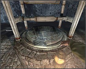 Wreszcie opuść rezydencję frontowymi drzwiami i skieruj się w lewo - do studni - D4 - Powrót do Arkhamend (2) | Opis przejścia Darkness Within 2 The Dark Lineage - Darkness Within 2: The Dark Lineage - poradnik do gry