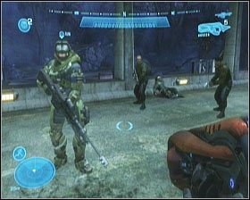 Gdy wszystkie trzy fale napastników przestaną istnieć, podejdź do sprzymierzeńców na moście i wysłuchaj rozmowy - Etap IV- Nightfall (2) | Opis przejścia Halo Reach - Halo: Reach - poradnik do gry