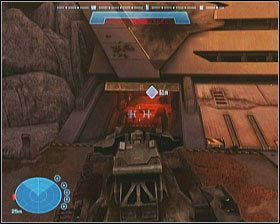 Gdy wszyscy zagrażający Ci zginą, skieruj się w górę wzniesienia (tam czekać będzie jeszcze jeden pojazd przeciwnika, Revenant) i opuść pojazd, by móc wejść na teren bazy - Etap IX- The Package (1) | Opis przejścia Halo Reach - Halo: Reach - poradnik do gry