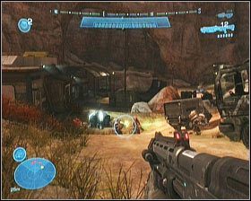 Po prawej stronie znajdować się będzie zniszczony budynek - Etap X- The Pillar of Autumn (1) | Opis przejścia Halo Reach - Halo: Reach - poradnik do gry