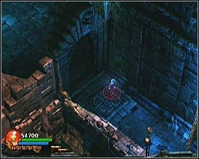 Nieco dalej natrafiamy na zapadnię przed kratą - wchodzimy na nią i przechodzimy przez otwarte przejście - [Opis przejścia] Spider Tomb - cz. 1 | Lara Croft and the Guardian of Light - Lara Croft and the Guardian of Light - poradnik do gry