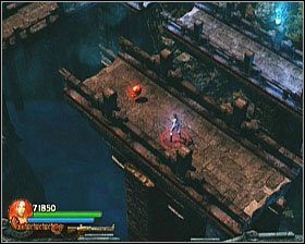 Miej więcej w połowie mostu będziesz mógł wskoczyć na boczną, brązową kładkę - [Opis przejścia] Twisting Bridge - cz. 3 | Lara Croft and the Guardian of Light - Lara Croft and the Guardian of Light - poradnik do gry