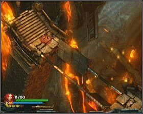 W ten sposób dotrzesz do kolejnej zręcznościowej pułapki - obrotowych platform - [Opis przejścia] Fiery Depths - cz. 2 | Lara Croft and the Guardian of Light - Lara Croft and the Guardian of Light - poradnik do gry