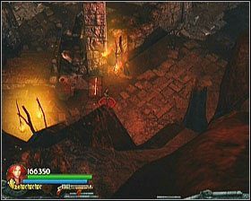 Wychodząc na zewnątrz kierujemy się na ścieżkę prowadzącą w prawo od zamkniętej głównej bramy - [Opis przejścia] Mirrors Wake - cz. 2 | Lara Croft and the Guardian of Light - Lara Croft and the Guardian of Light - poradnik do gry