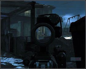 Jak najszybciej chowamy się za przewróconym kontenerem i zaczynając od Taliba na balkonie z prawej [1], po kolei zabijamy wszystkich przeciwników - Wejście (2) | Opis przejścia Medal of Honor - Medal of Honor - poradnik do gry