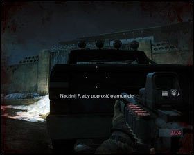 Gdy zginie ostatni przeciwnik, schowany za samochodem z lewej [1], kolejni wybiegną na taras przed nami - Wejście (3) | Opis przejścia Medal of Honor - Medal of Honor - poradnik do gry