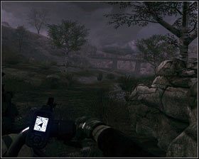 Kierunek wskazuje nam strzałka [1], umieszczona na ekranie z prawej strony kierownicy - Biegnący z wilkami... (1) | Opis przejścia Medal of Honor - Medal of Honor - poradnik do gry