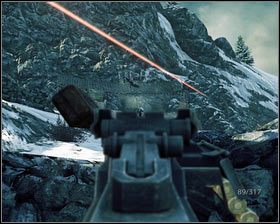 Podobne oddziały pojawią się kawałek dalej [1], ale tym razem ze wsparciem CKMa [2] - Uratuj ratowników (2) | Opis przejścia Medal of Honor - Medal of Honor - poradnik do gry