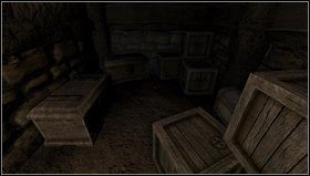 Teraz obracamy się i wchodzimy pod schody/platformę - na wprost jest korytarz prowadzący w dół - Amnesia Mroczny Obłęd: Entrance Hall - Laboratory | Opis przejścia - Amnesia: Mroczny Obłęd - poradnik do gry