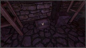 Trafimy do małego magazynu z włazem w ziemi - Amnesia Mroczny Obłęd: Entrance Hall - Refinery | Opis przejścia - Amnesia: Mroczny Obłęd - poradnik do gry