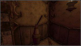 W hallu skręcamy w lewo [1] i wchodzimy do winy - Amnesia Mroczny Obłęd: Back Hall - Prison (Southern Block) | Opis przejścia - Amnesia: Mroczny Obłęd - poradnik do gry