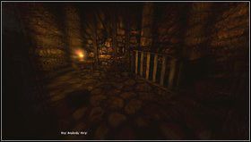 Trafimy do korytarza zakończonego otwartym przejściem do celi - Amnesia Mroczny Obłęd: Prison (Northern Block) | Opis przejścia - Amnesia: Mroczny Obłęd - poradnik do gry