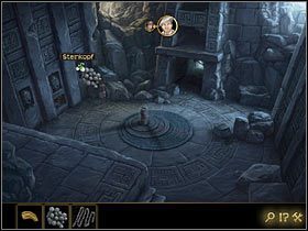 Teraz, karmiąc kamienne głowy okrągłymi kamykami, musisz obrócić dyski w posadzce tak, by czerwone kreski na nich ustawiły się z tej samej strony, co czerwone kreski na steli (czyli po prawej), tworząc jedną linię - Rozdział VII - Serce świata (2) | Opis przejścia Lost Horizon - Lost Horizon - poradnik do gry