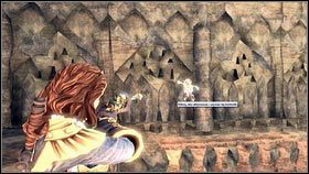 Wejdź na znajdujące się tam schody [1], a na górze znajdziesz przyczepionego do pobliskiej ściany gnoma [2] - Gnomy (4) | Gnomy w Fable III - Fable III - poradnik do gry