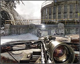 Ruszaj za jednym z członków Twojej drużyny #1 , utrzymując pozycję kucającą - WMD (2) | Opis przejścia gry | Call of Duty Black Ops - Call of Duty: Black Ops - poradnik do gry