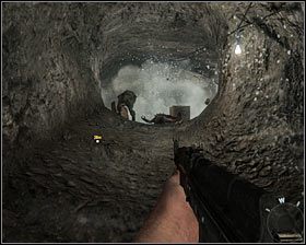 Na pierwszą większą grupkę wpadniecie już za kilka chwil #1 - Zemsta (1) | Opis przejścia gry | Call of Duty Black Ops - Call of Duty: Black Ops - poradnik do gry