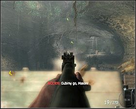 Oczyść tę okolicę z sił wroga i udaj się w stronę kolejnego tunelu #1 - Zemsta (1) | Opis przejścia gry | Call of Duty Black Ops - Call of Duty: Black Ops - poradnik do gry