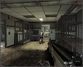 Musisz się teraz sukcesywnie przesuwać w stronę laboratorium - Odrodzenie (1) | Opis przejścia gry | Call of Duty Black Ops - Call of Duty: Black Ops - poradnik do gry