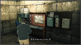 Po rozprawieniu się ze wszystkimi wejdź do tunelu z generatorem [1] , skręć w prawo i w pomieszczeniu do którego dotrzesz użyj mechanizmu [2] - Istanbul - The key to crack the code (2) | Opis przejścia gry 007 Blood Stone - 007: Blood Stone - poradnik do gry