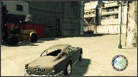 W dalszej części pościgu pojawi się kilka furgonetek [1] , które staraj się wymijać - Istanbul - Stay with him | Opis przejścia gry 007 Blood Stone - 007: Blood Stone - poradnik do gry