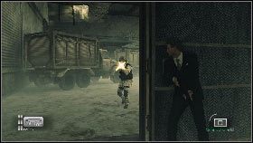 Wyjdź na dwór, po czym skieruj się do kolejnego budynku [1] - Siberia - Keep the car running (2) | Opis przejścia gry 007 Blood Stone - 007: Blood Stone - poradnik do gry
