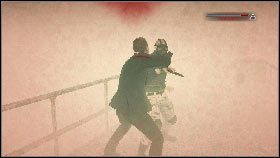 Zacznij biec po pomoście [1] , ale zachowaj szczególną ostrożność, ponieważ z otaczającej wszystko mgły będą niespodziewanie atakować cię wrogowie [2] - Siberia - Keep the car running (2) | Opis przejścia gry 007 Blood Stone - 007: Blood Stone - poradnik do gry