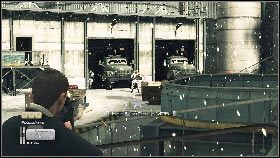 Jeśli zabrakłoby ci amunicji to rozejrzyj się wokół siebie, gdzie leży spora stera karabinów [1] - Siberia - Keep the car running (2) | Opis przejścia gry 007 Blood Stone - 007: Blood Stone - poradnik do gry