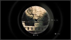 W pewnym momencie na podwyższeniu pojawi się snajper [1] , którego poznasz po zielonej wiązce celownika laserowego - Burma - I already know... (1) | Opis przejścia gry 007 Blood Stone - 007: Blood Stone - poradnik do gry