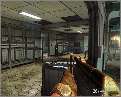 Wejdź teraz szybko do lewego pomieszczenia i zacznij korzystać z karabinu szturmowego w celu zlikwidowania kolejnych małpek - Fabuła - Dodatkowe (2) | Fabuła | Call of Duty Black Ops - Call of Duty: Black Ops - poradnik do gry